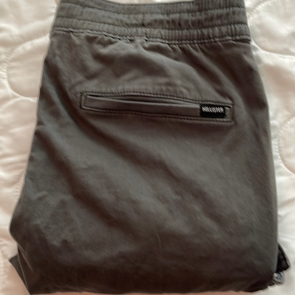 Hollister Joggers-medium